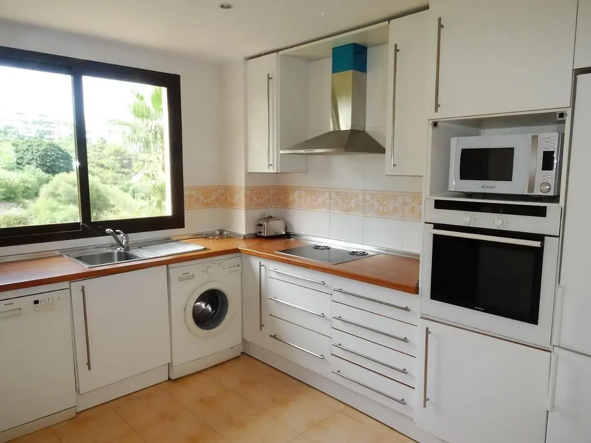 Atico Con Vista Al Mar Y Cerca Campos De Golf Apartment Estepona