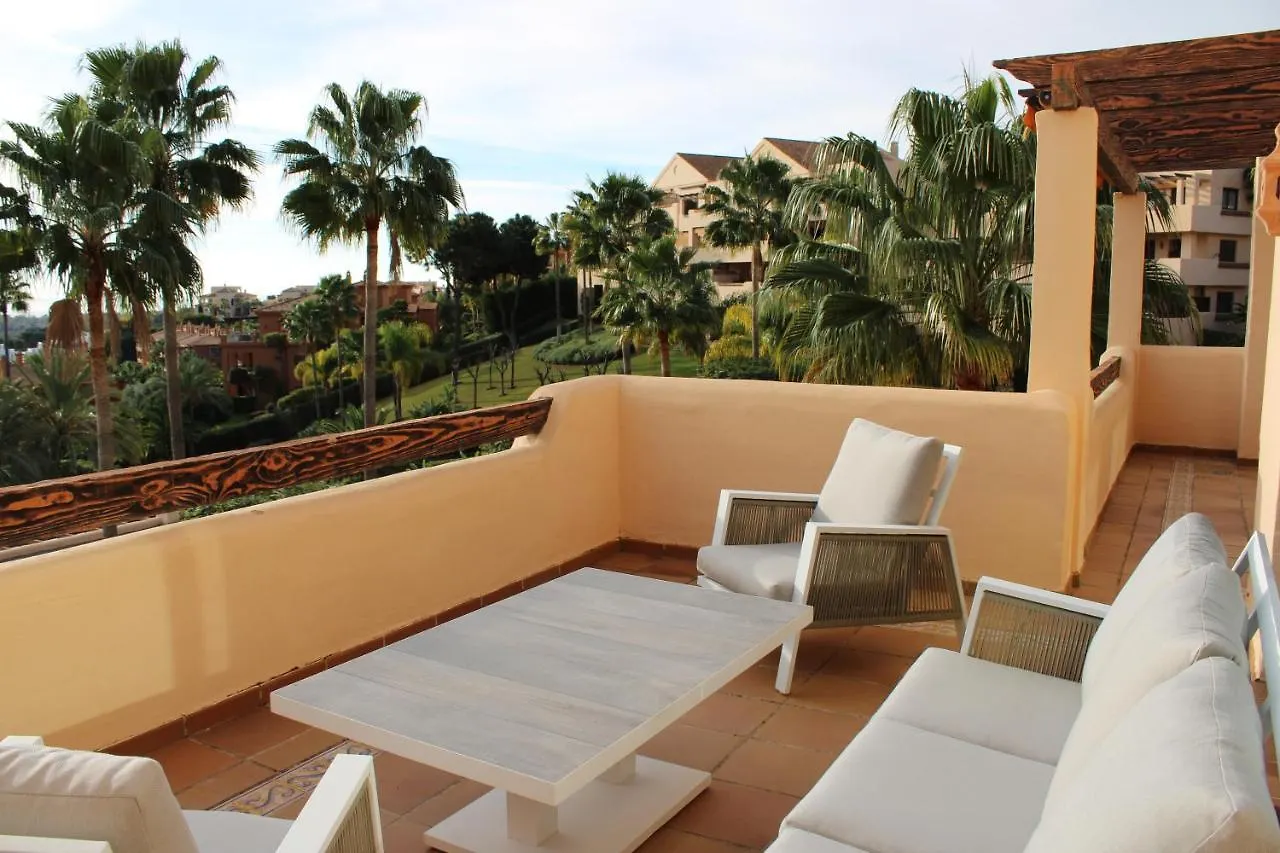 Atico Con Vista Al Mar Y Cerca Campos De Golf Apartment Estepona