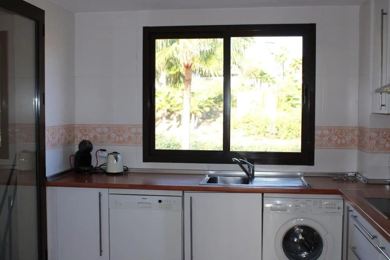 Atico Con Vista Al Mar Y Cerca Campos De Golf Apartment Estepona