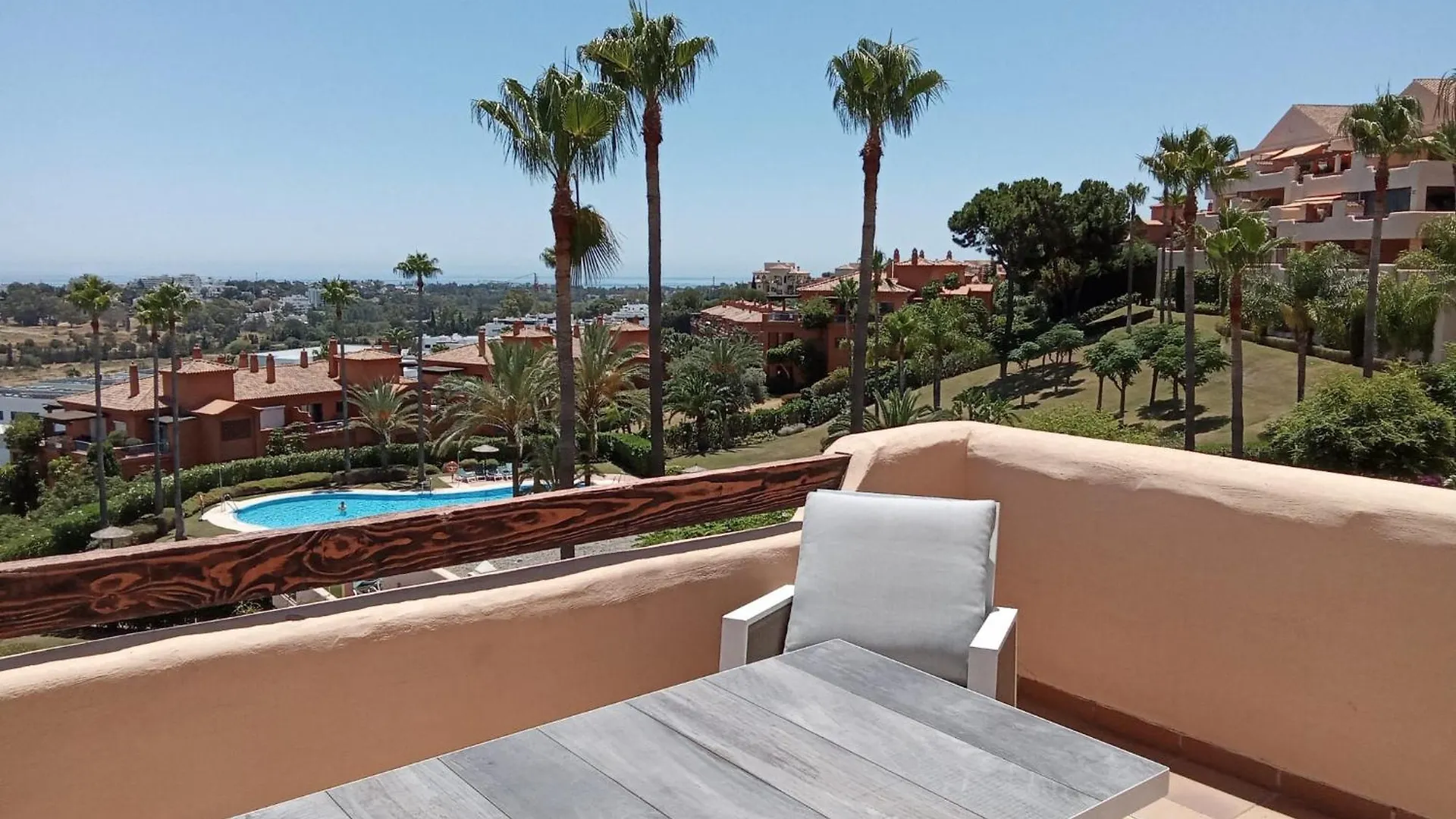 Atico Con Vista Al Mar Y Cerca Campos De Golf Apartment Estepona
